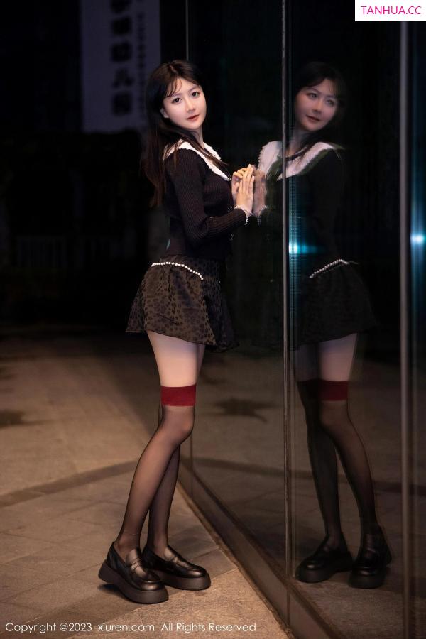   [XiuRen]高清写真图 2023.05.11 No.6724 幼幼 黑丝美腿第3张图片